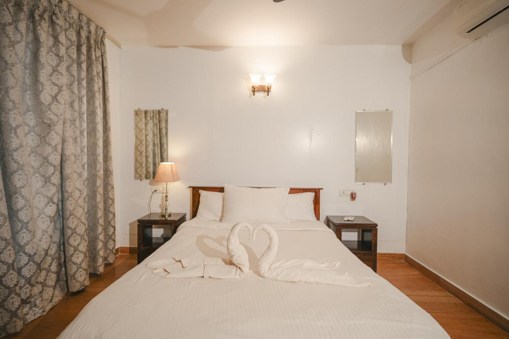 Villa M - Jia 3- 3Bhk In Candolim, Pool Facing, Near Beach, Breakfast Included Luaran gambar